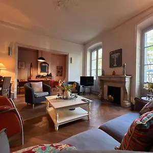  Appartement Coeur De Ville, Garage Prive Et Gratuit Avec Terrasse ! France